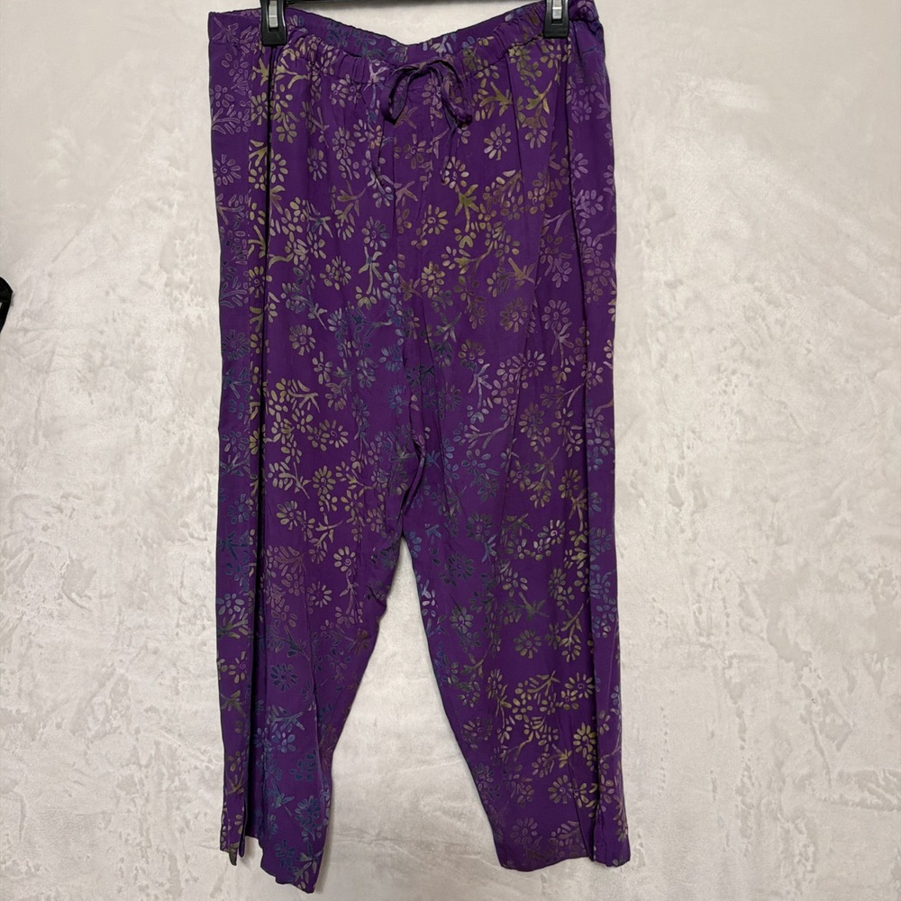Go Fish Cropped Pants Womens M 100% Rayon Purple Drawstring Island Beach Resort